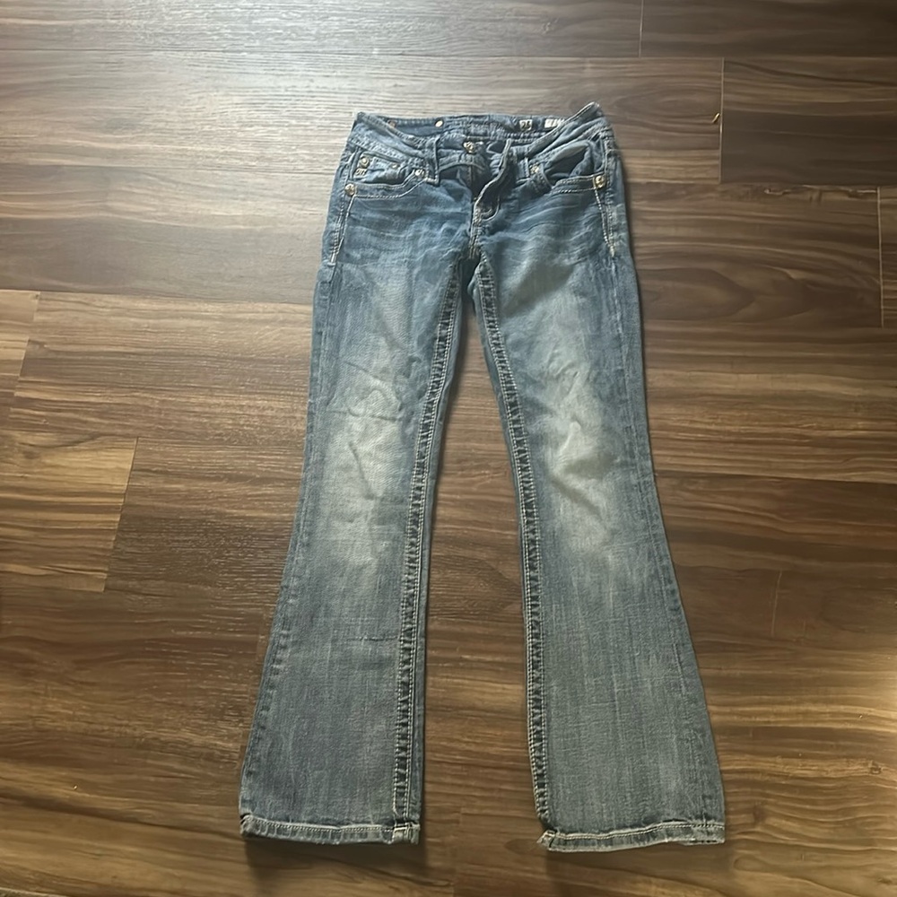 size 25 miss me jeans.